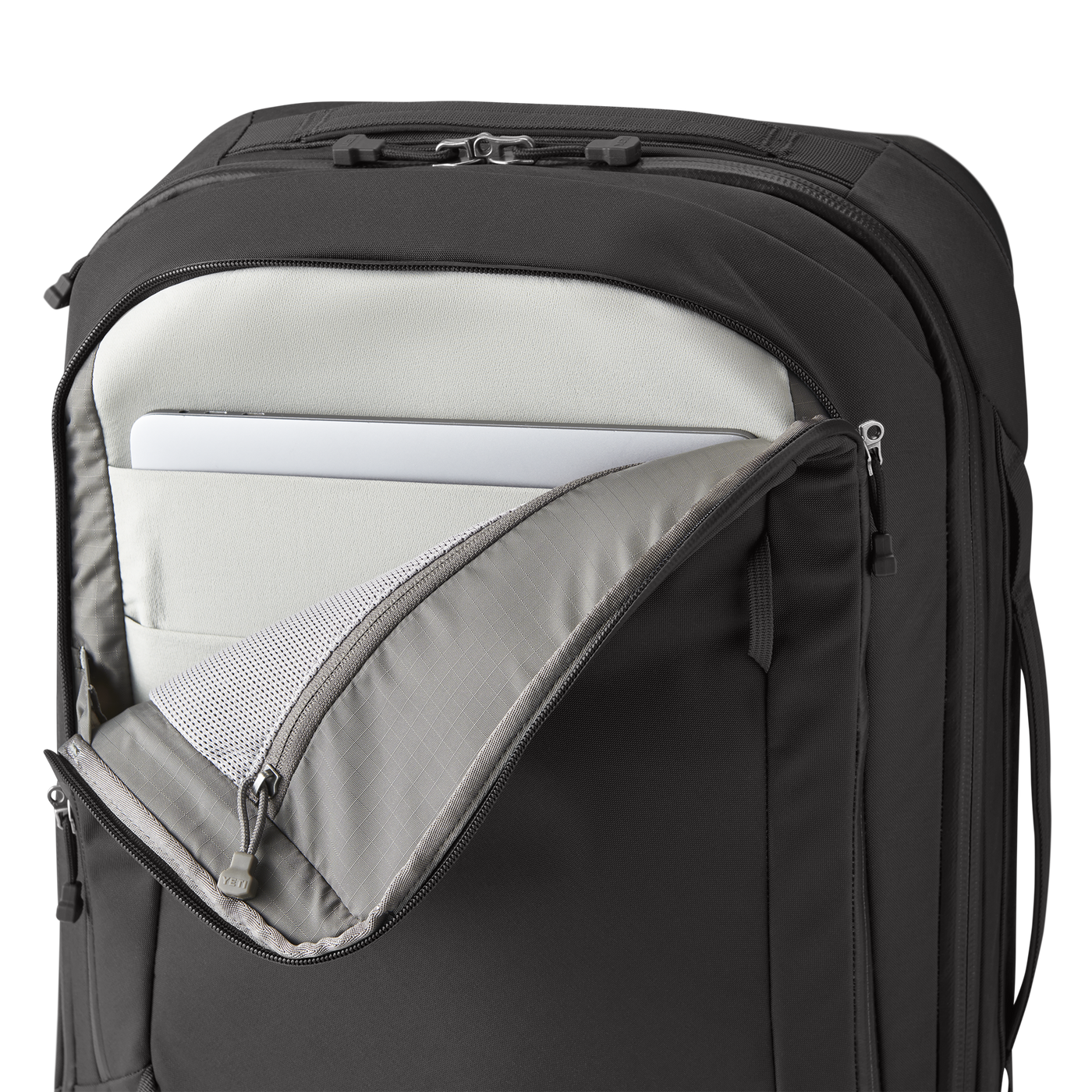 Crossroads Luggage 22 Navy
